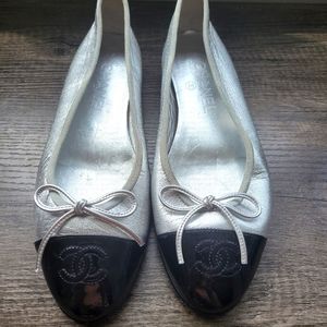 Chanel Ballet Flats, Silver and Black, size 7.5